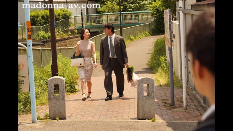 Ichiba Reika [javcube r18 japanischer Porno, neuer japanischer asiatischer Porno unzensiert Roe 096, verheiratete Frau, reife Frau, Mutter