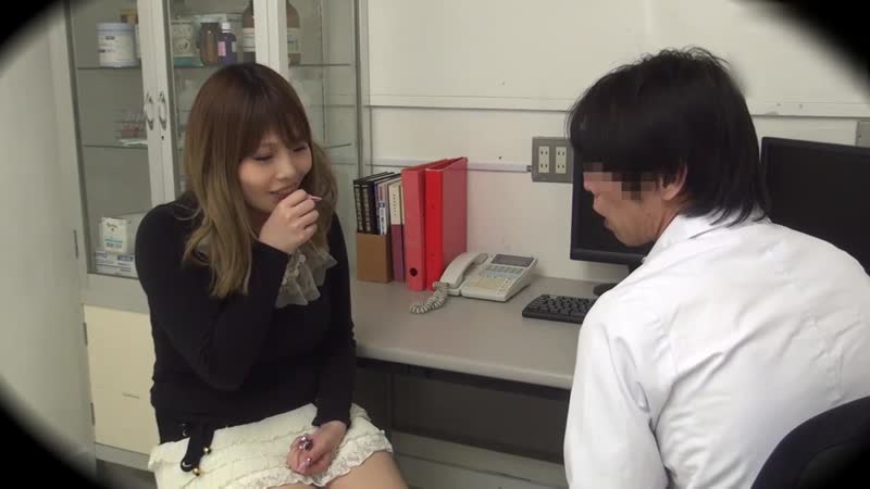 Der Arzt erzählt den japanischen Frauen, dass sein Schwanz Tura 368 heilt