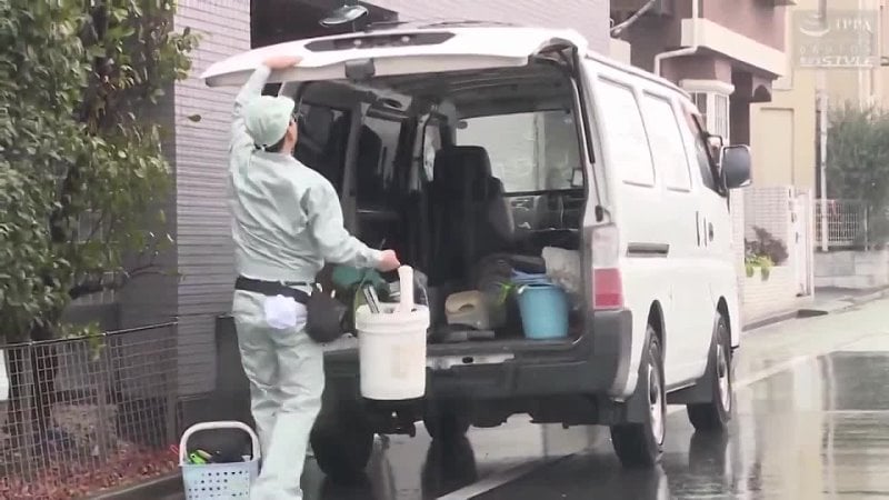 观看 nsps 814 铁杆家庭主妇日本妻子色情打屁股